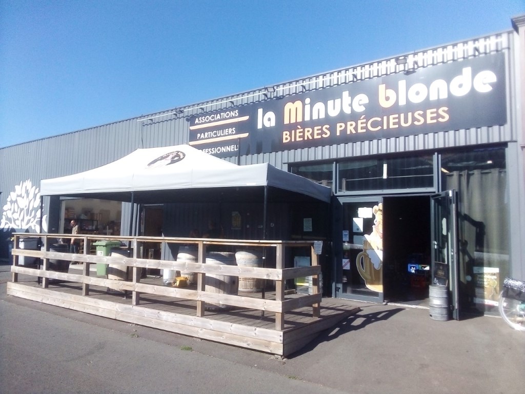 La Minute Blonde Bars Poitiers Check Fr