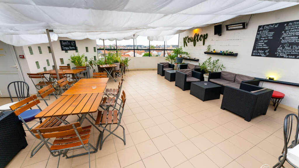 Le Bar'ouf