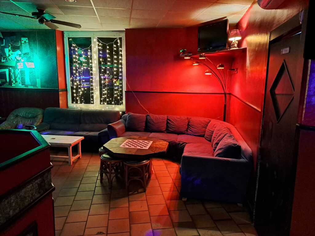 Le Bar Atteint