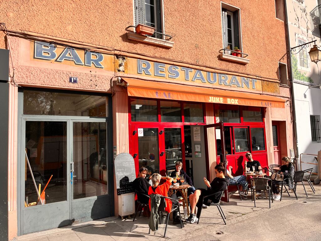 Le Jukebox Café