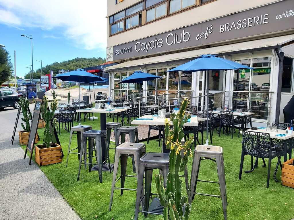 Coyote Club Café