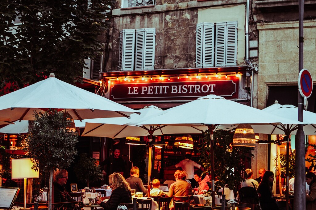 Le Petit Bistrot Mirabeau