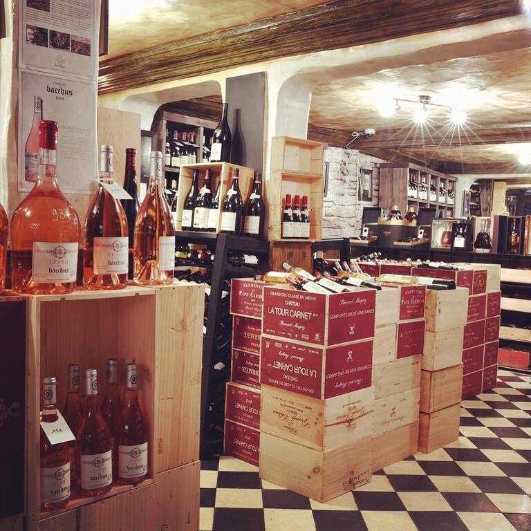 Cave Bernard Magrez Epicerie Fine les Trois Bô