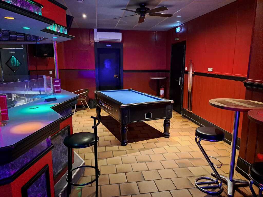 Le Bar Atteint