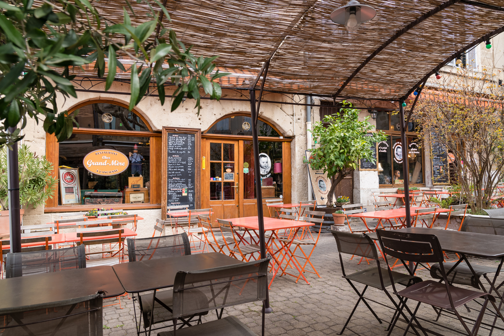 Chez Grand-mère
