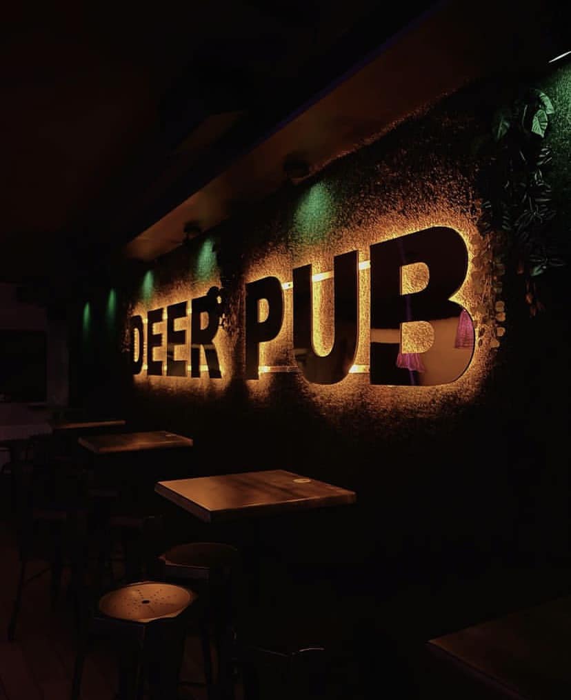 Deer Pub