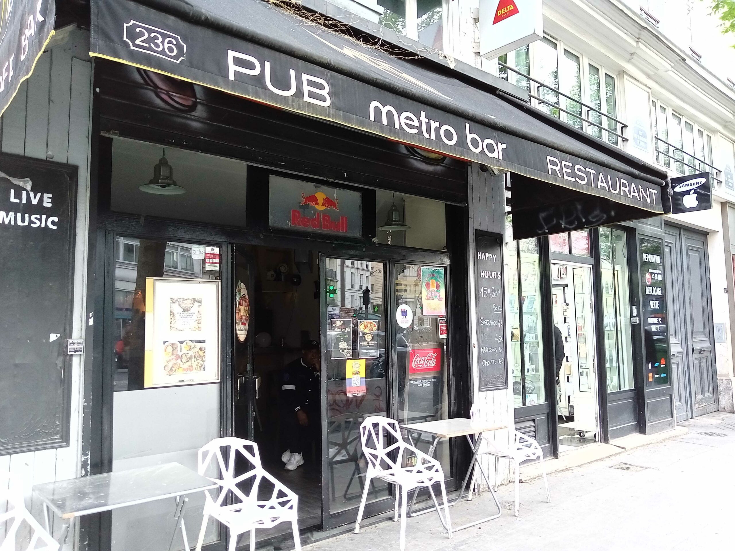 Metro Bar