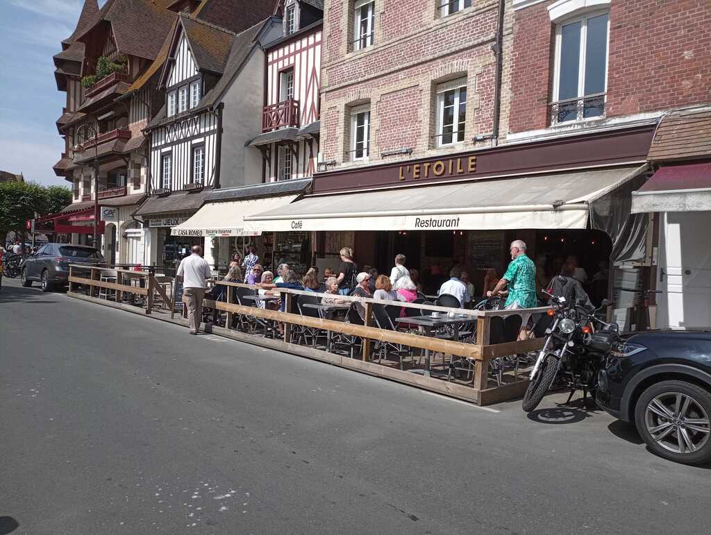 L'Etoile