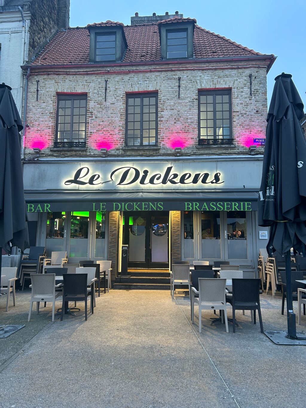 Le Dickens