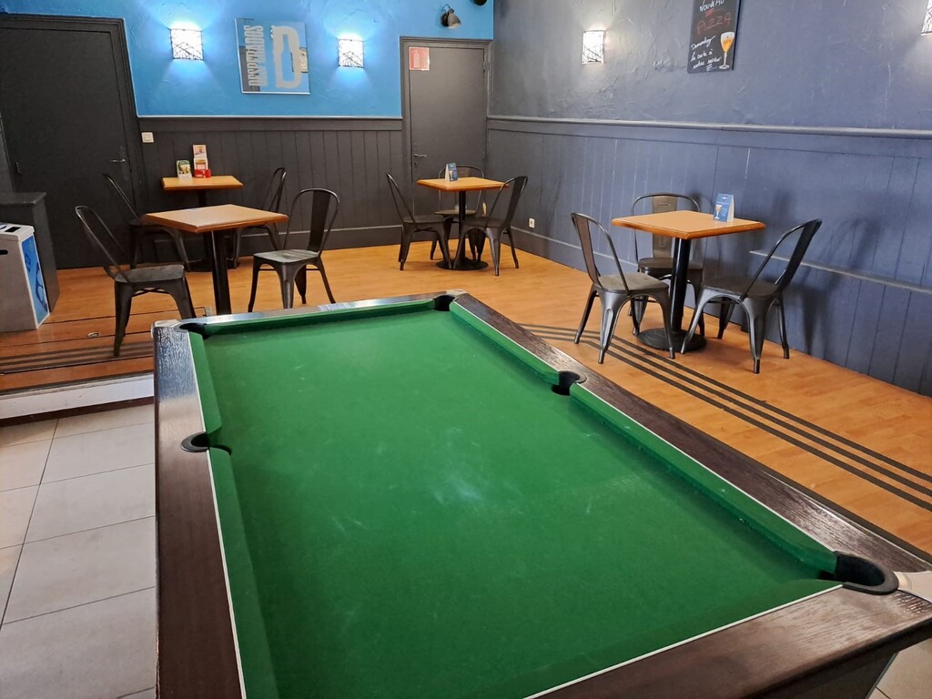 Eden Bar