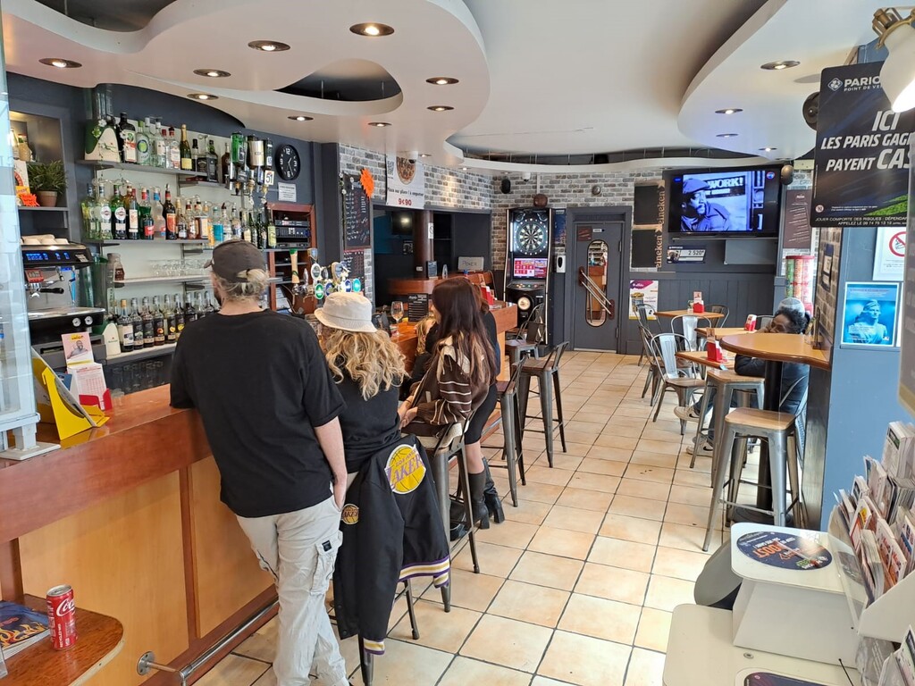 Eden Bar