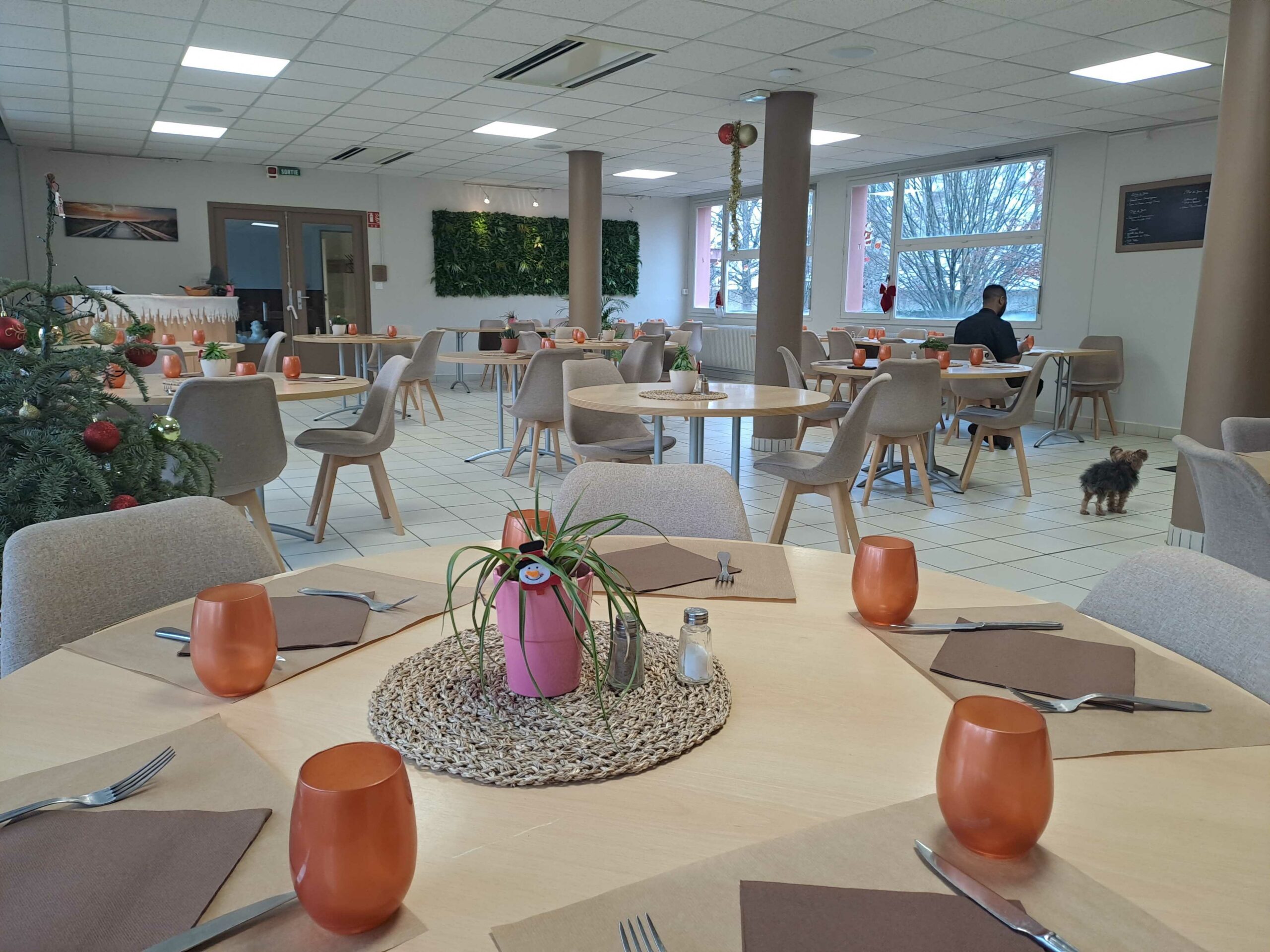 Chez Maguy
