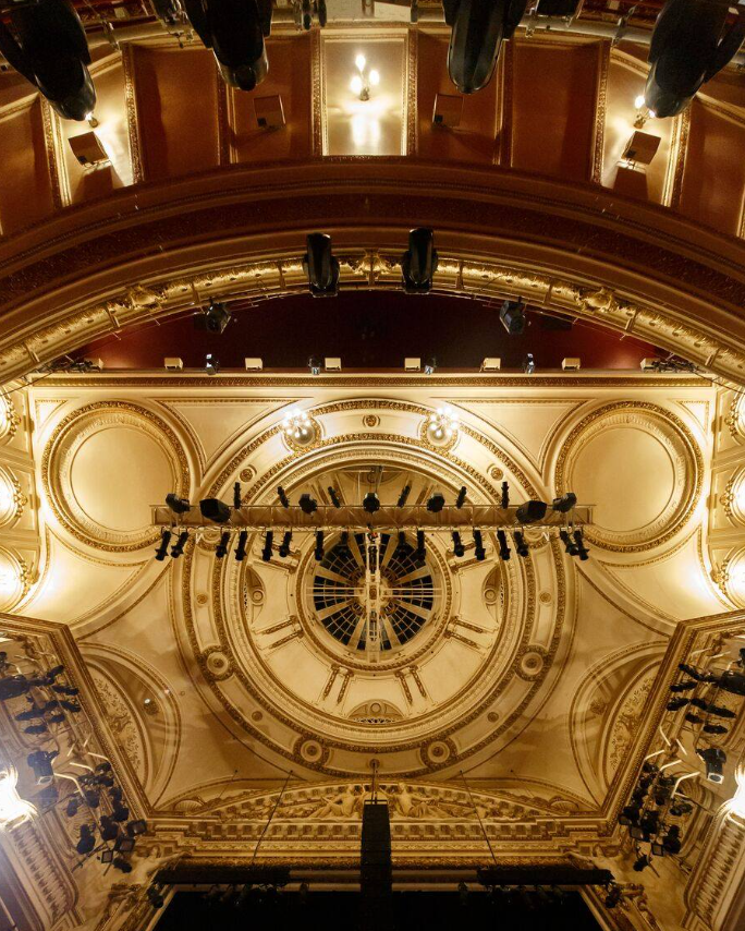 Théâtre Mogador
