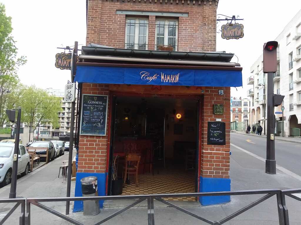 Café Mama Kin