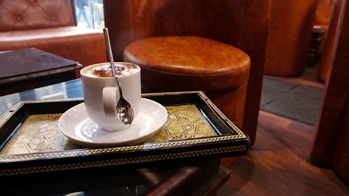 Isis Café