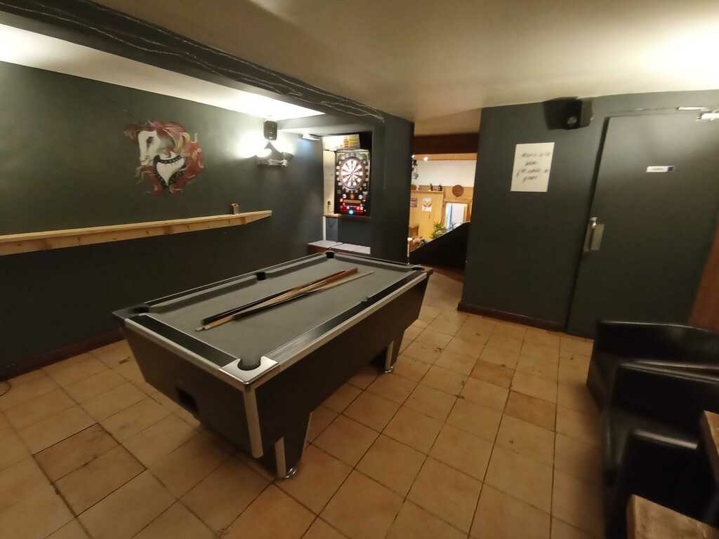 Le B'Bar