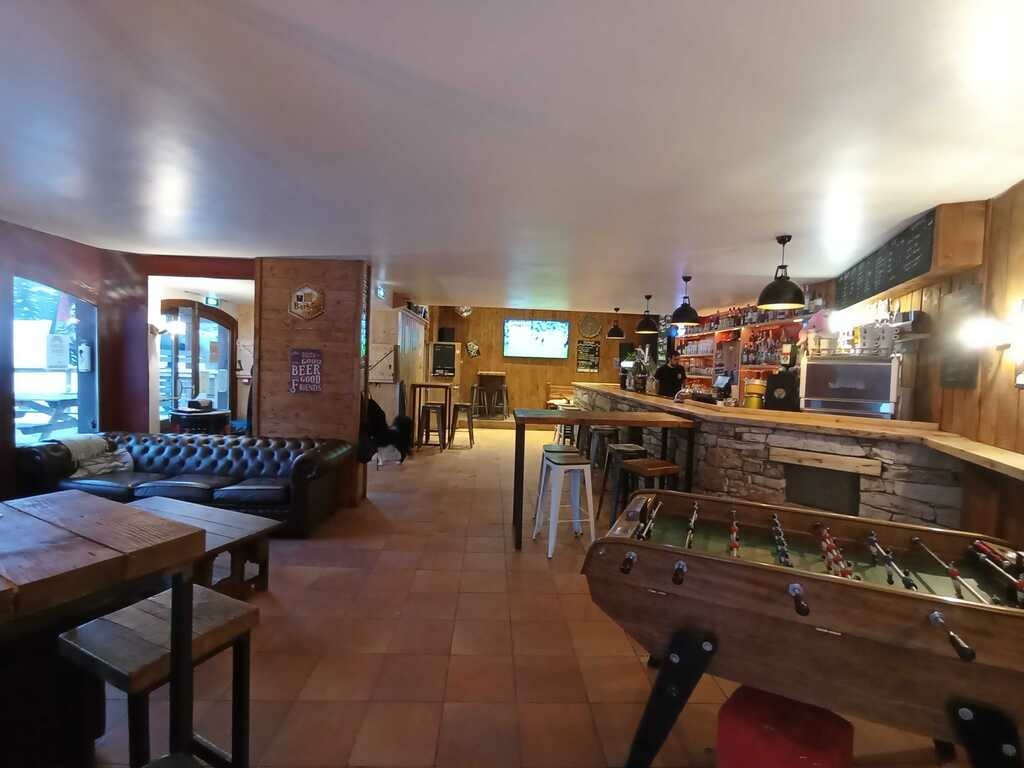 Le B'Bar