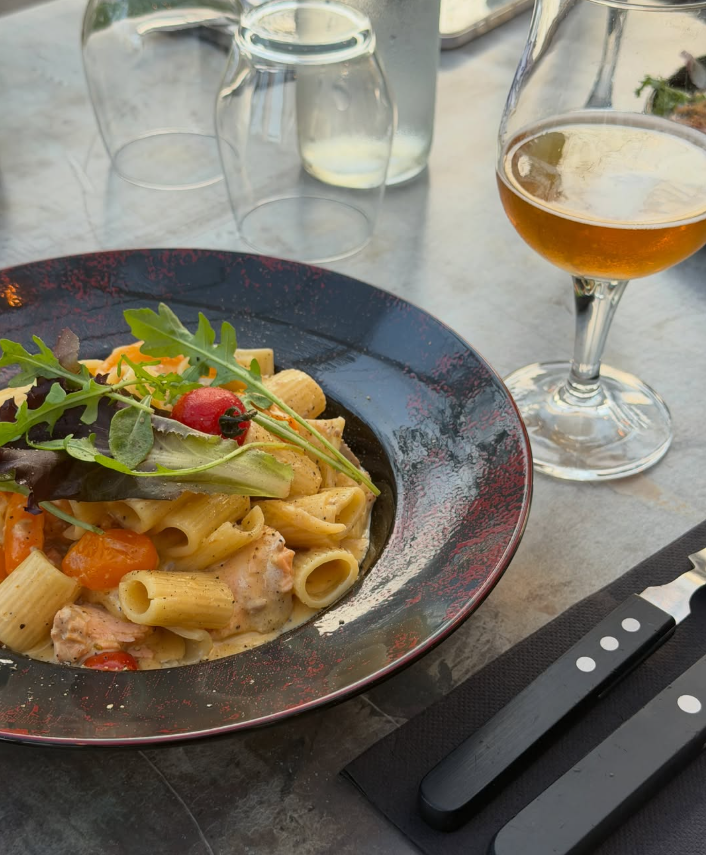 À la bonne table