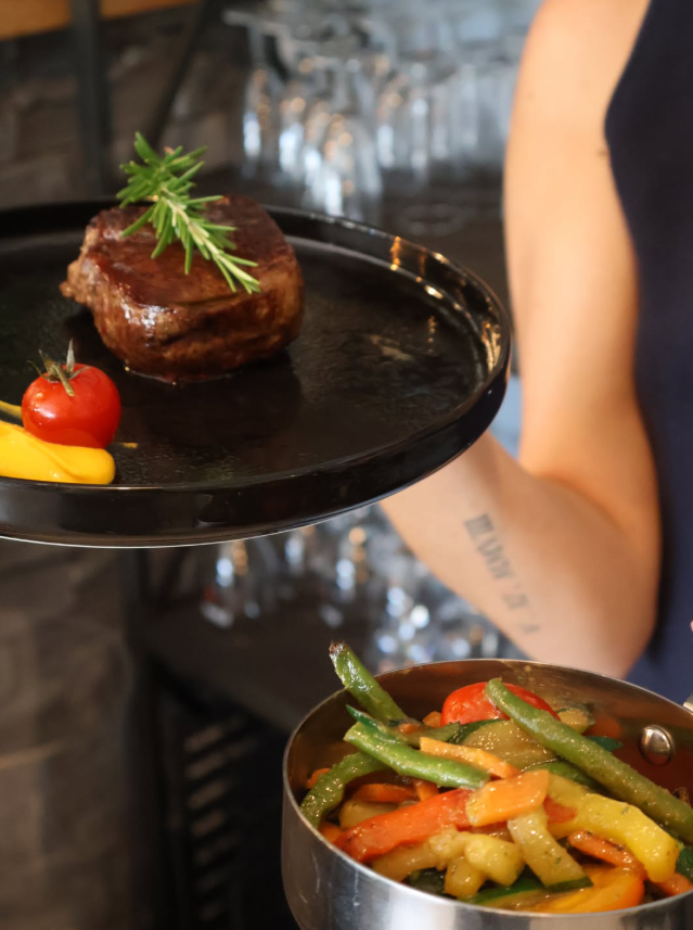 À la bonne table