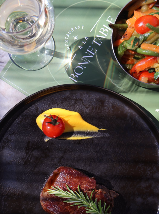 À la bonne table