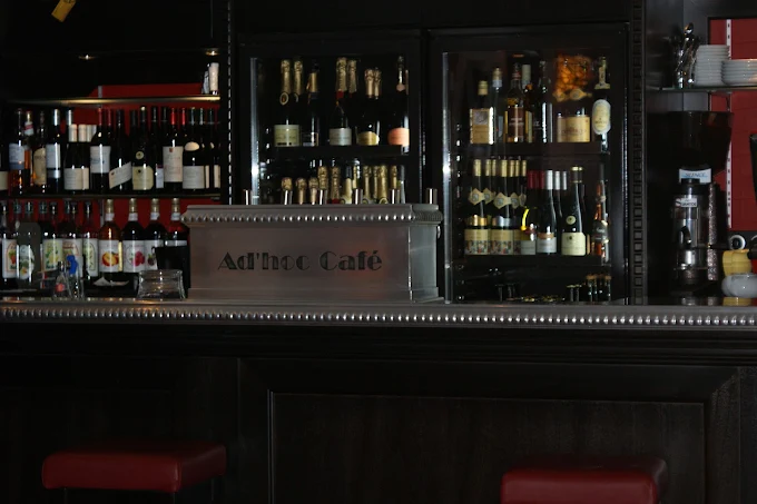 Le Ad'Hock Café