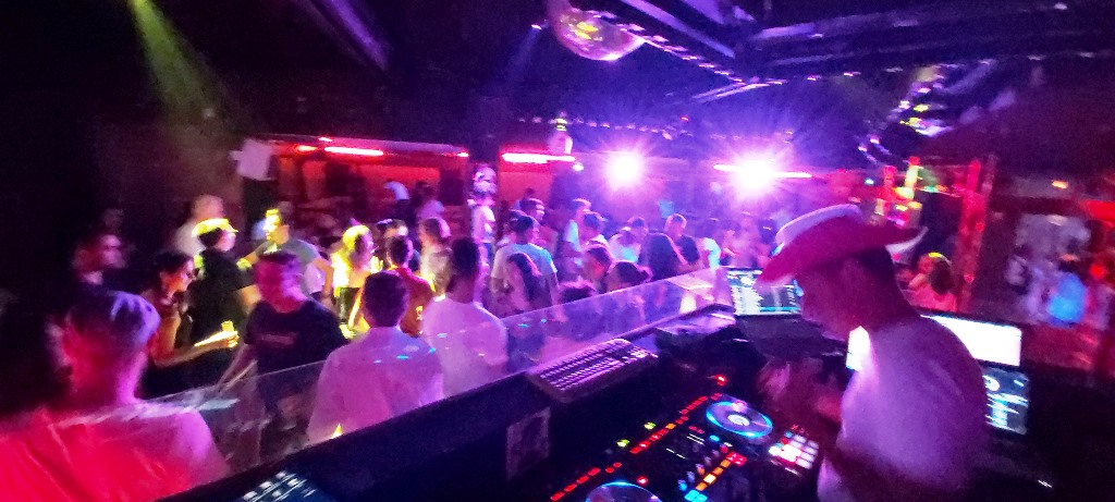 Le Rubis Club