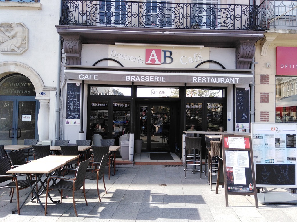Le Paris