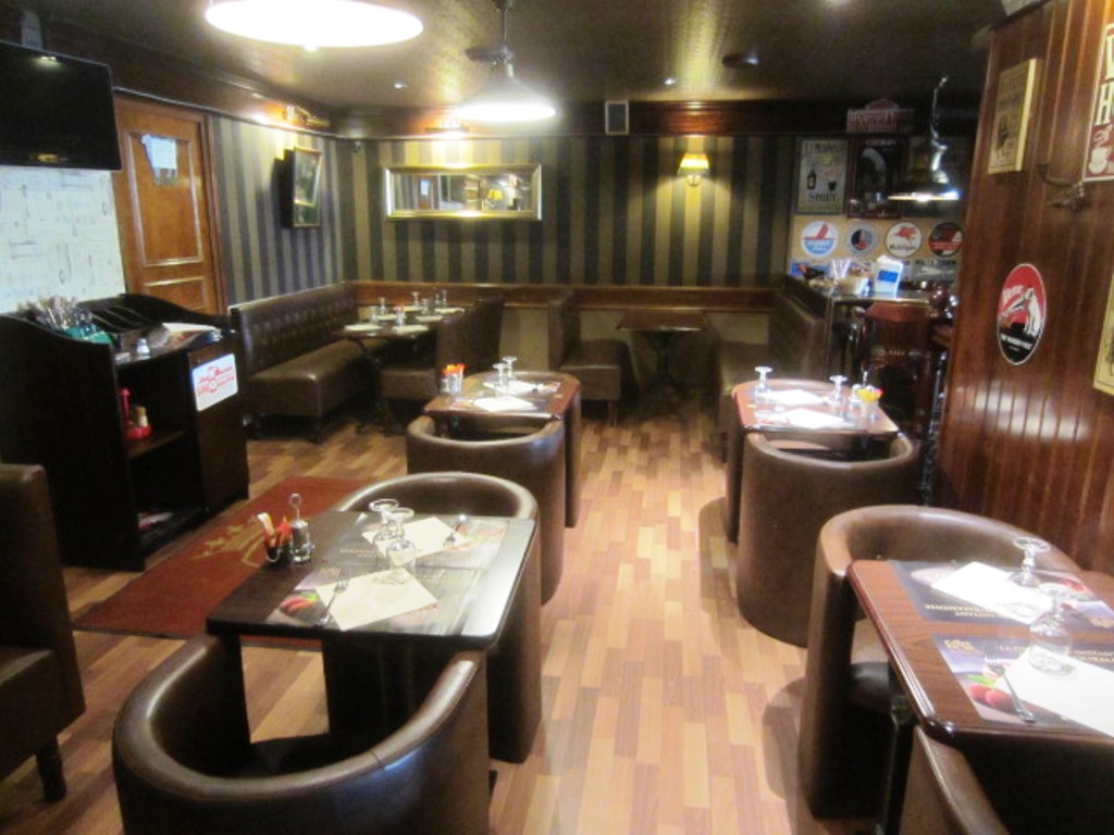 B Pub