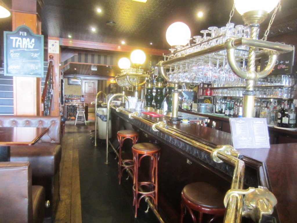 B Pub
