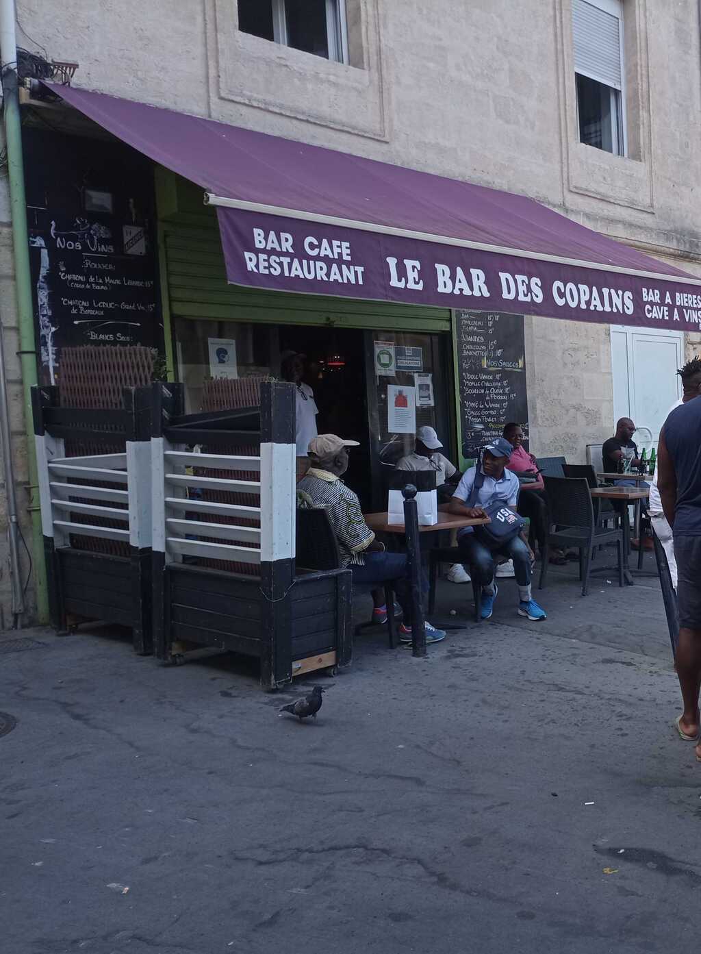 Le Bar Des Copains