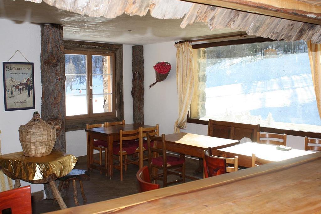 Hôtel Restaurant le Bataclan Auron