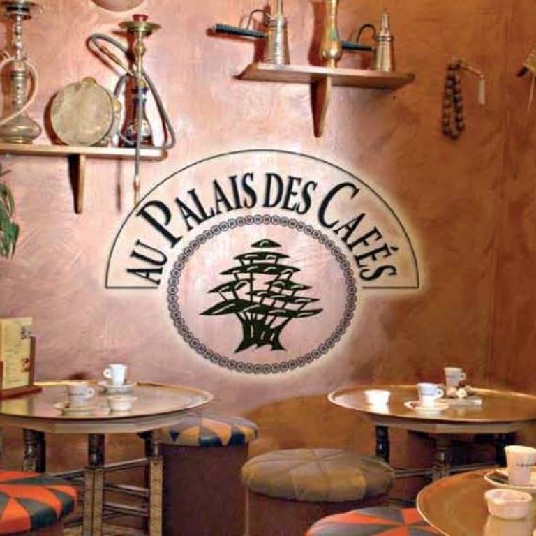 Au Palais des Cafés