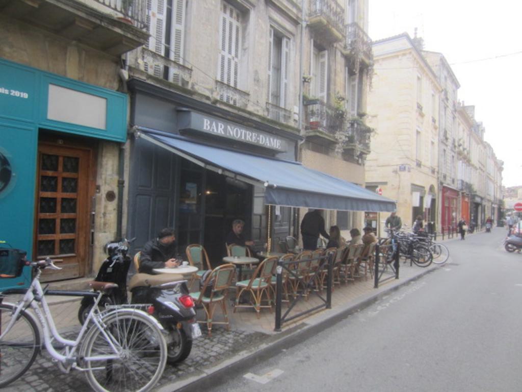 Bar Notre Dame