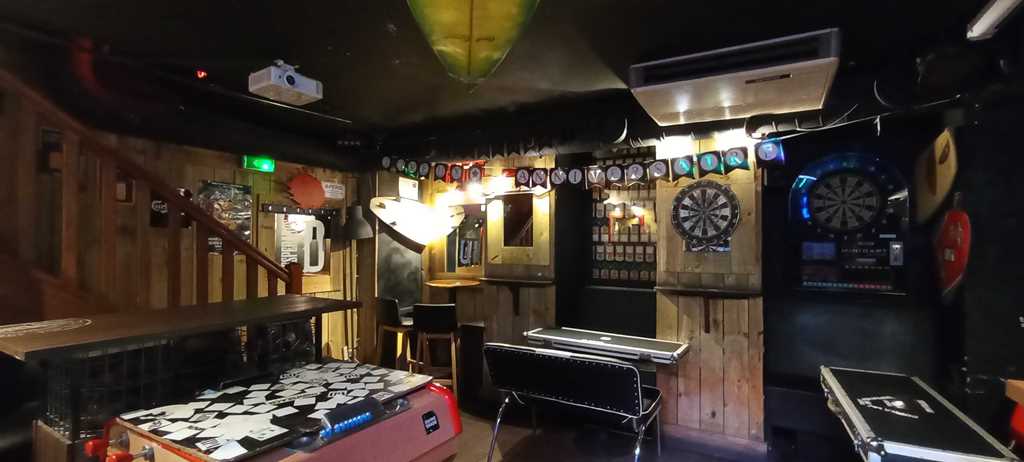 Rockstar Café