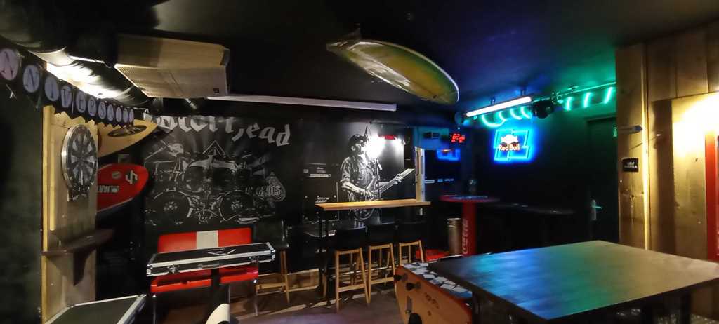Rockstar Café