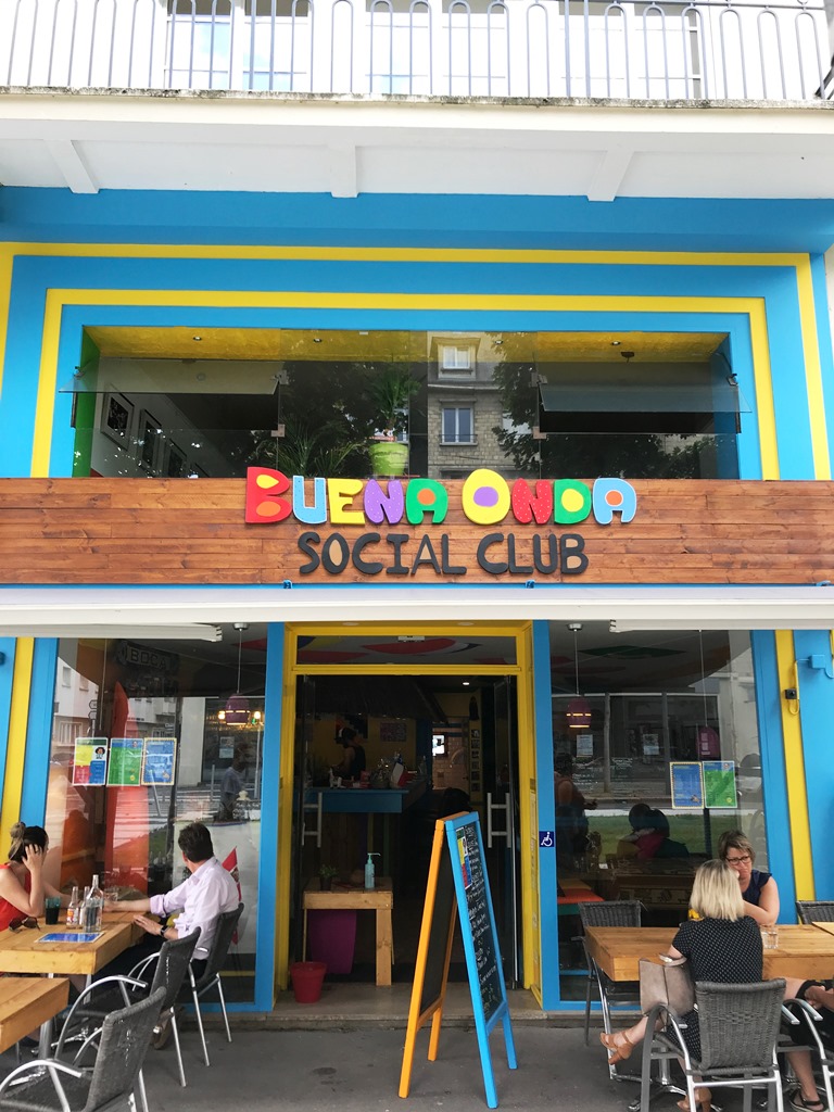 Buena Onda Social Club