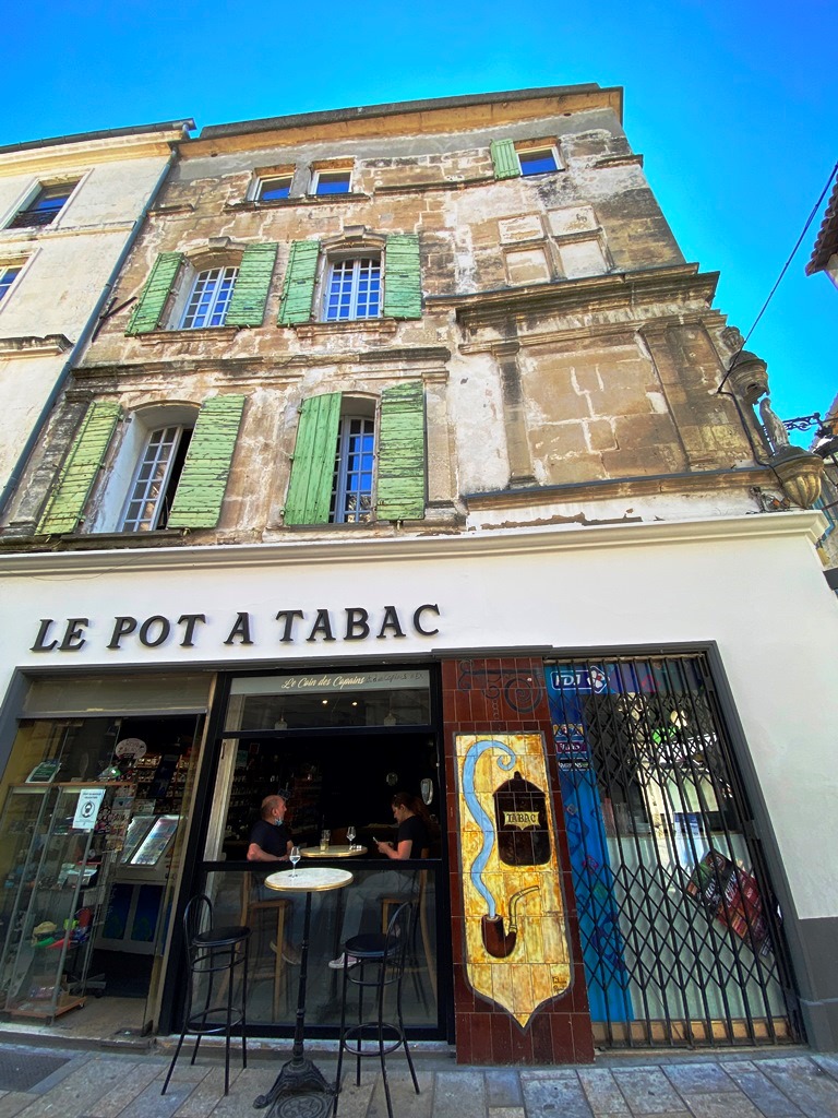 Le Pot à Tabac
