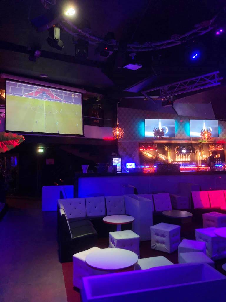 Paradise Club