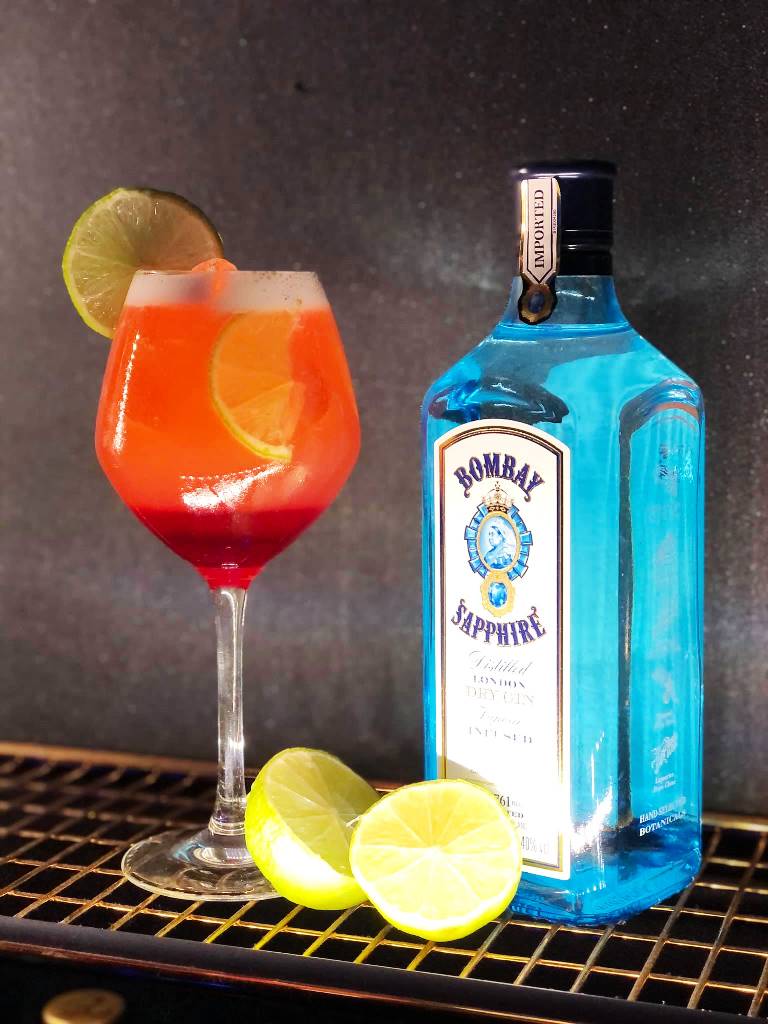 Paradise Club