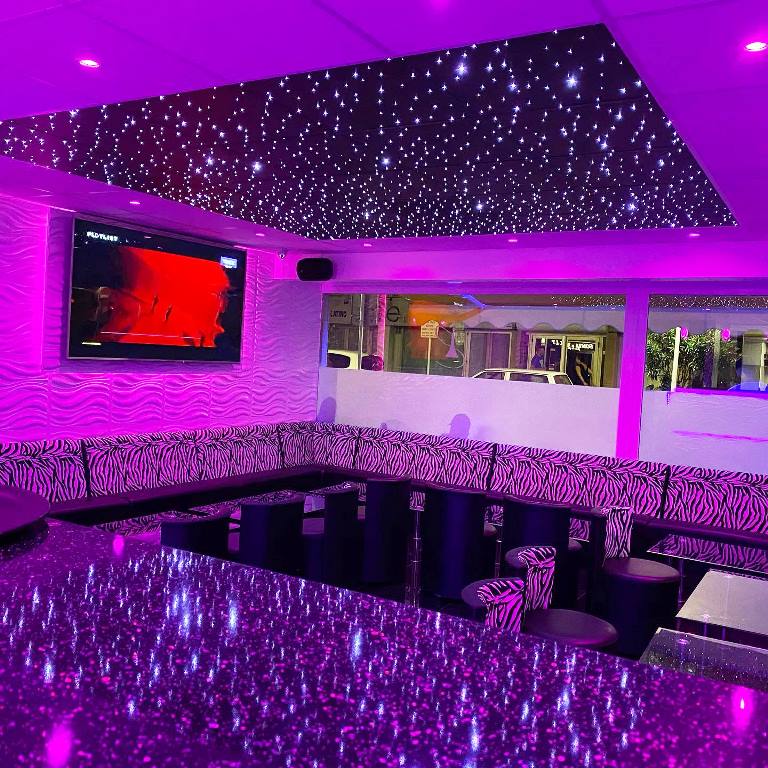 Seven Luxury Hookah Lounge Juan les Pins