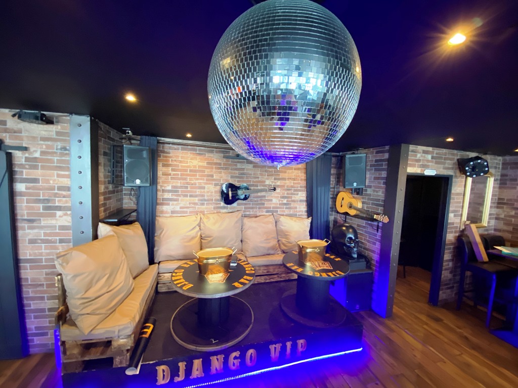 Django Bar