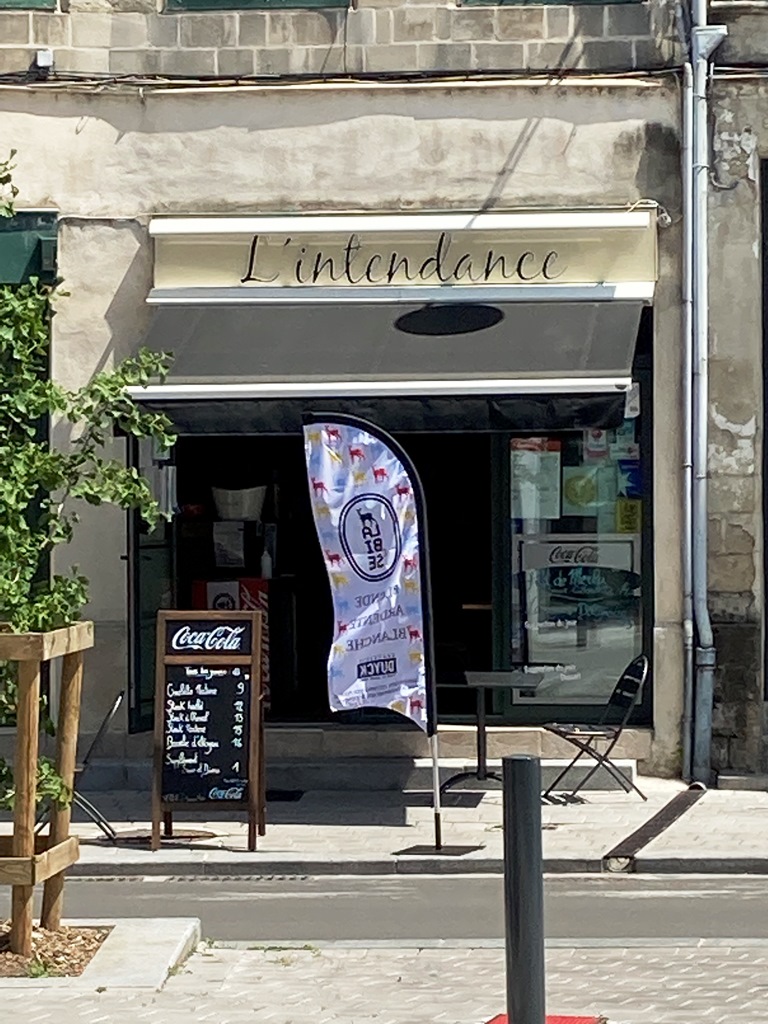L'intendance