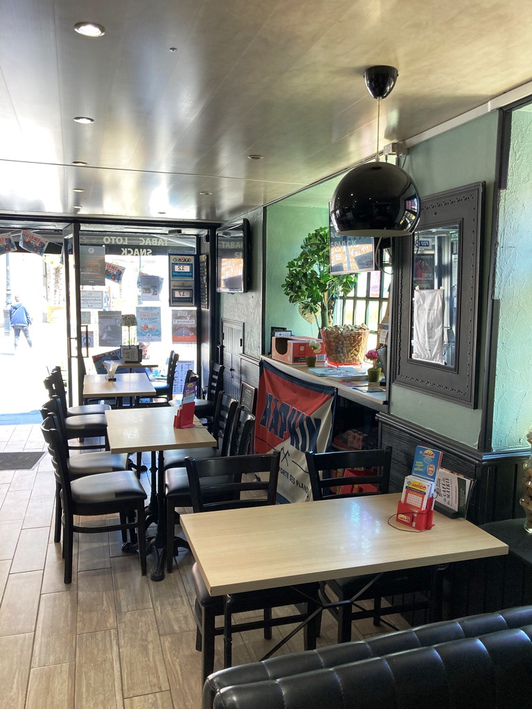 Le Café De La Mairie