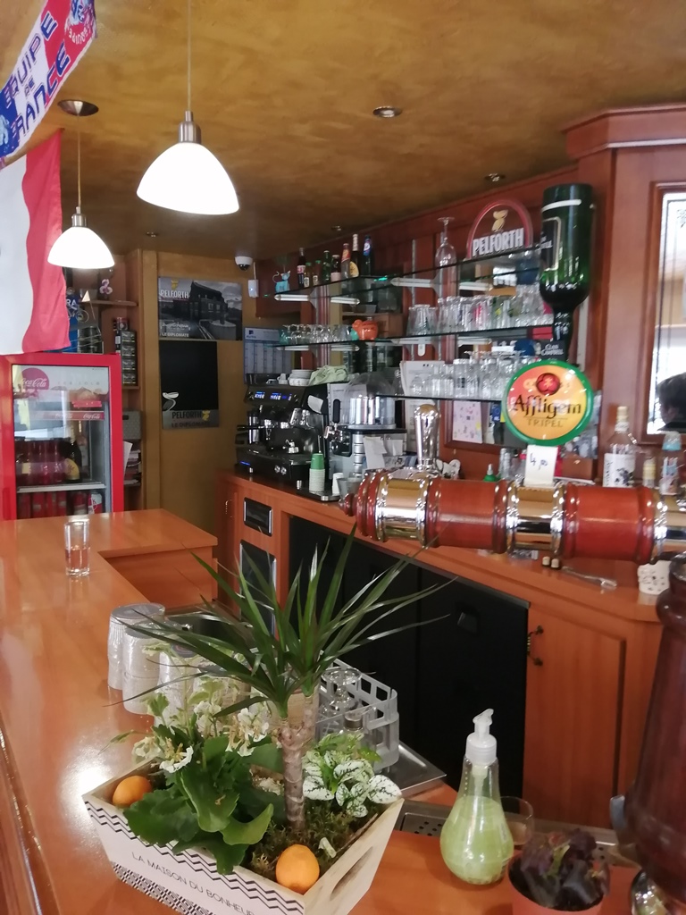 Le Diplomate