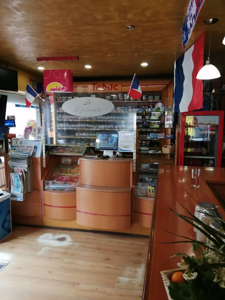Le Diplomate