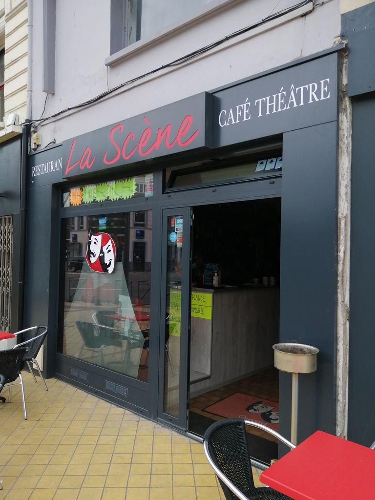 La Scène