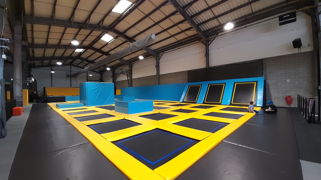 Trampoline Park Let's Jump