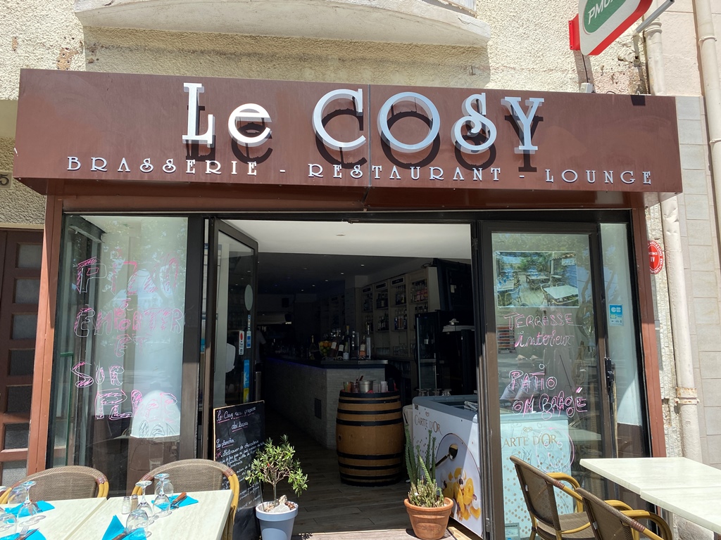 Le Cosy