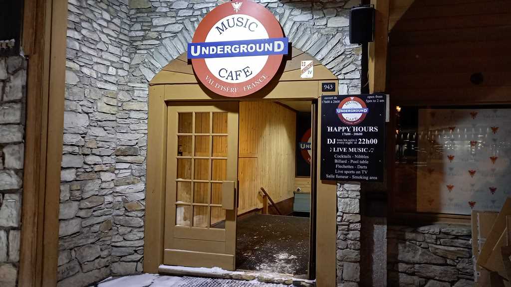 Underground Café