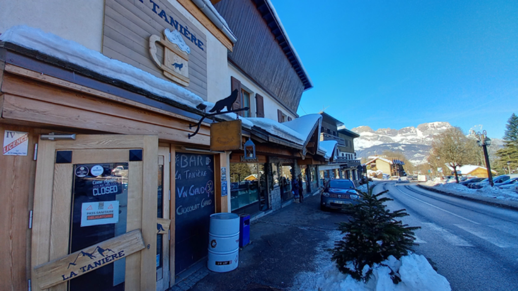 La Tanière